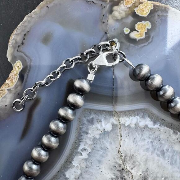 Sterling Silver Southwestern Style 6 mm Navajo Pearl Beads 16"- 18" Necklace - Picture 8 of 10